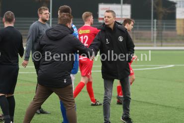 Weinig problemen voor koploper CEC tegen Bargeres