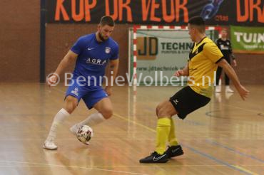 Halve finale Protos Weering Zaalvoetbaltoernooi zit vol verrassingen