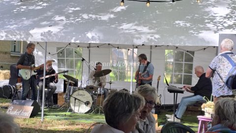 Foto 12 uit Geslaagde Oogst en Dankdag in Barger Oosterveld weer geslaagd 