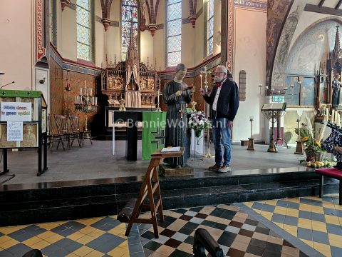 Foto 33 uit Geslaagde Oogst en Dankdag in Barger Oosterveld weer geslaagd 