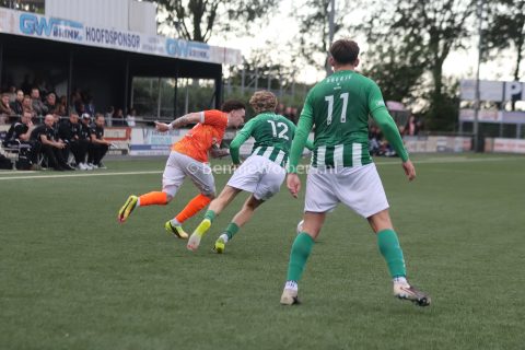 Foto 2 uit WKE 16 keihard onderuit in eigen huis