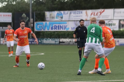 Foto 4 uit WKE 16 keihard onderuit in eigen huis
