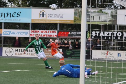 Foto 15 uit WKE 16 keihard onderuit in eigen huis
