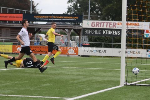 Foto 30 uit SVBO (zat) verpletterd vv Pekela met 10-0