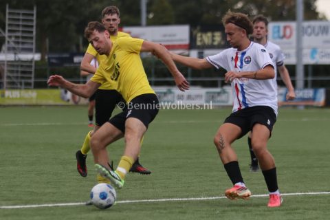 Foto 34 uit SVBO (zat) verpletterd vv Pekela met 10-0