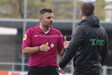 Foto 11 uit SVBO(zat) wint verhitte derby tegen Angelslo