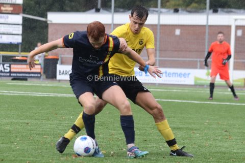 Foto 18 uit SVBO(zat) wint verhitte derby tegen Angelslo