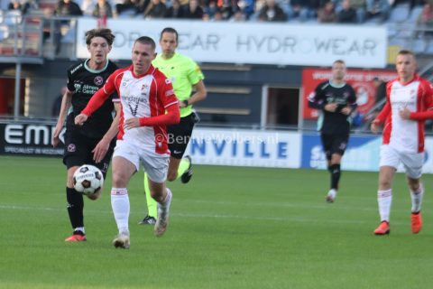 Foto 18 uit FC Emmen wint topper tegen Almere City