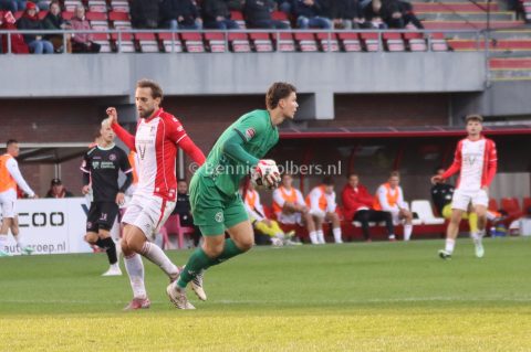 Foto 20 uit FC Emmen wint topper tegen Almere City